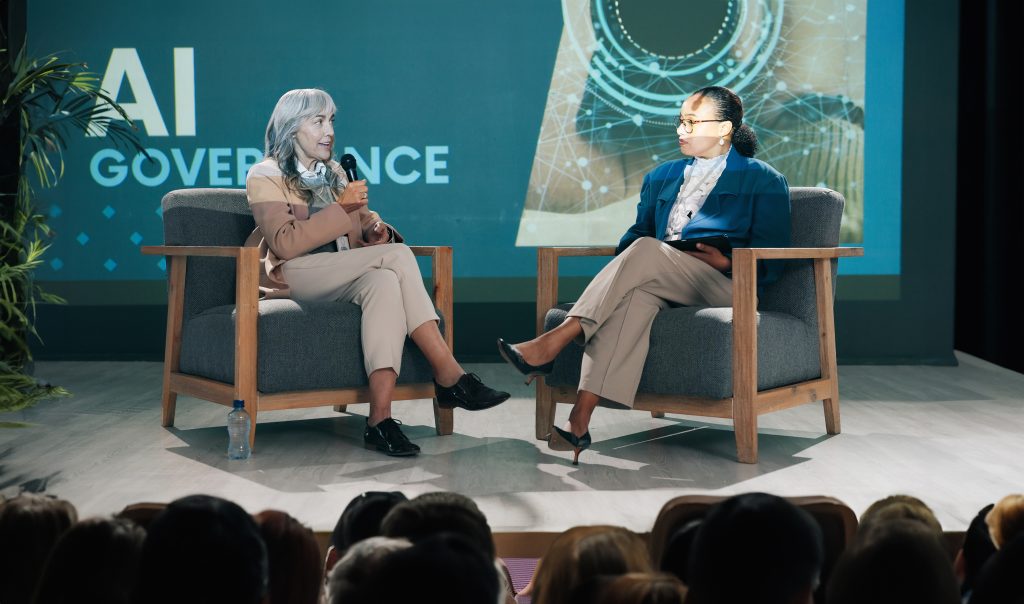 Conference presentation and people with mic in di 2025 04 06 09 34 10 utc